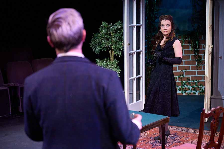 The Real Inspector Hound