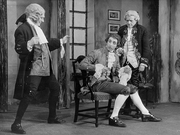 She Stoops to Conquer