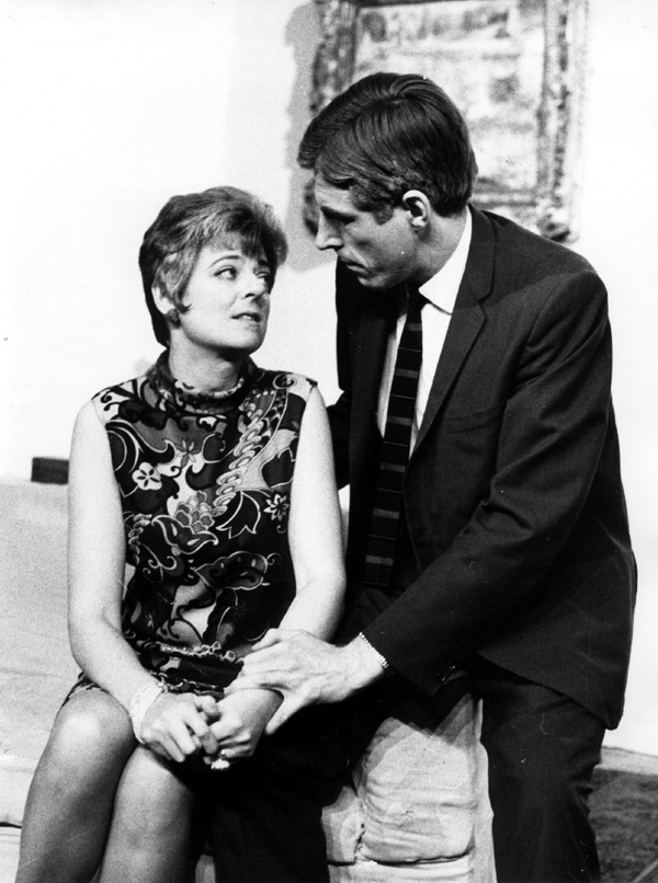 Come Into the Garden, Maud