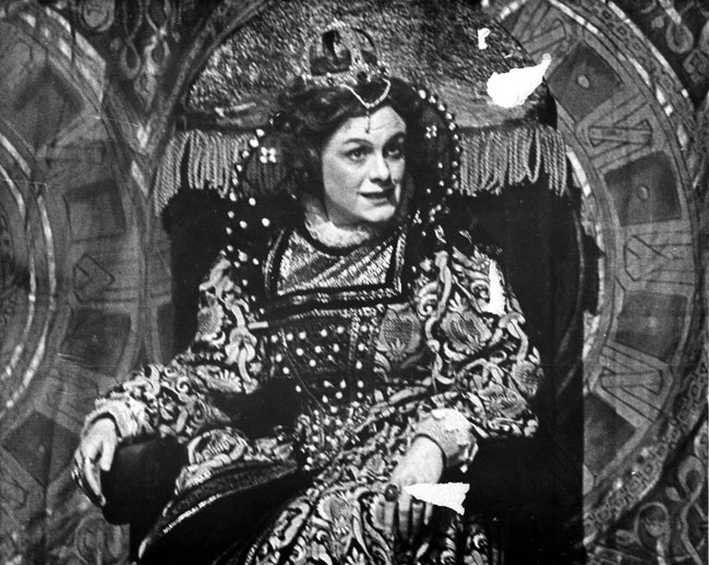 Vivat! Vivat Regina!