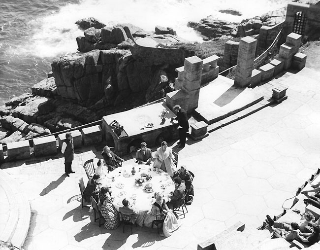 Trelawney of the 'Wells'